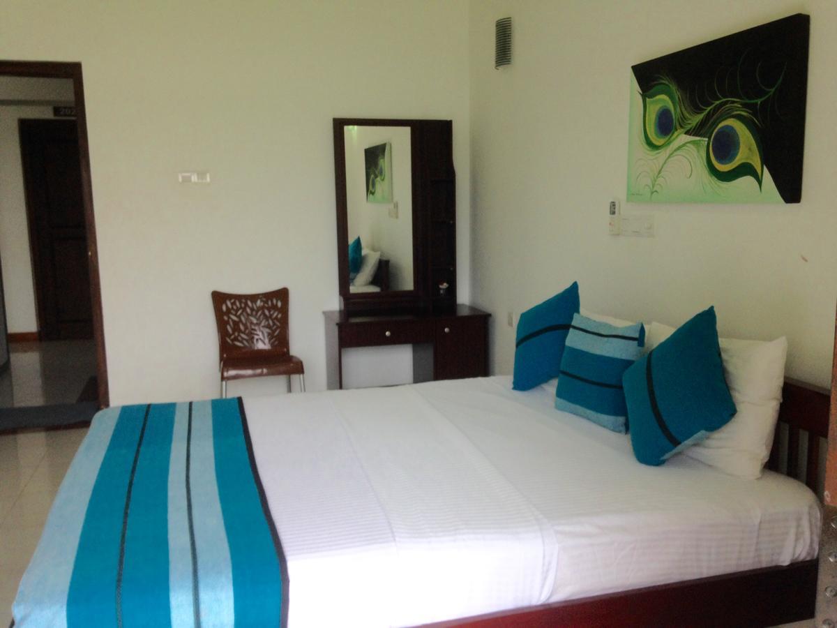 Serene View Tourist Rest Hotel Anuradhapura Exterior photo